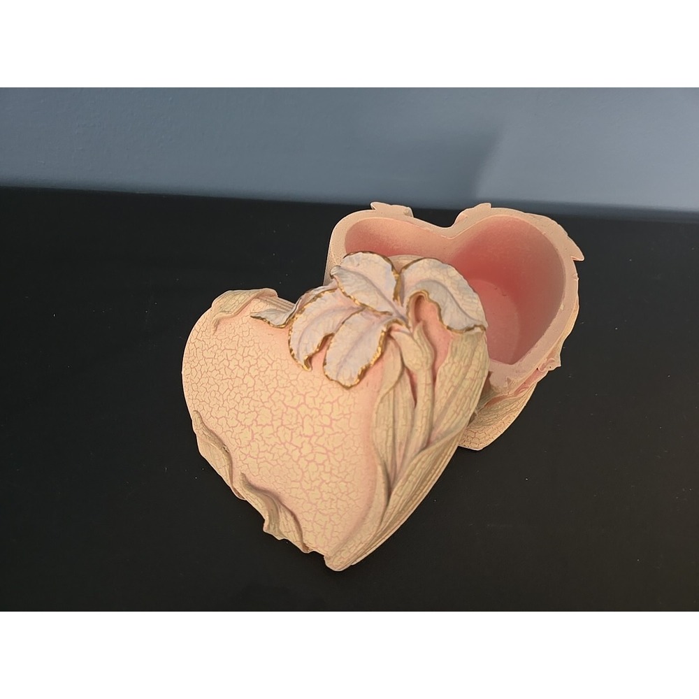 Heart Shaped Porcelain Ceramic Pink Shabby Chic Trinket Box 3D Lily Motif Vtg